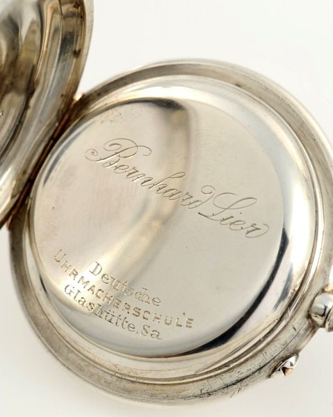 Datei:DUS Bernhard Lier Nr. 2307, circa 1910 (3).jpg