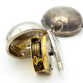 Denis Clapot London, Doppelgehäuse-Spindeltaschenuhr mit Scheinpendel ca. 1720 (4).jpg