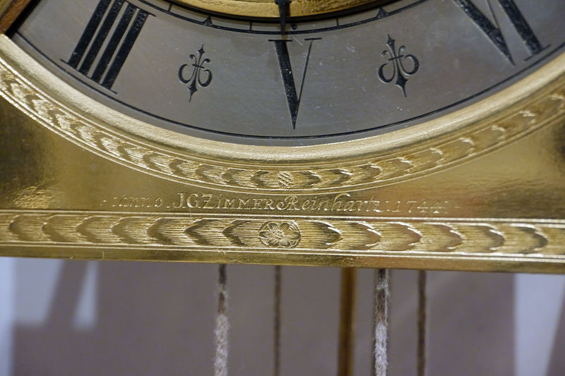 Datei:Johann Gottfried Zimmer Astronomische Pendeluhr 2.JPG