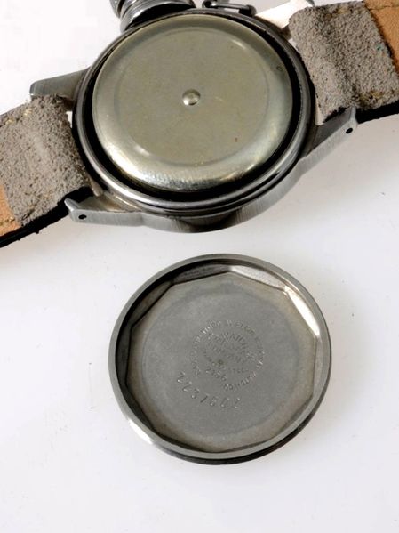 Datei:Bulova Watch Co., USA, Canteen Watch, Geh. Nr. 2237601, Cal. 10AK, circa 1940 (6).jpg