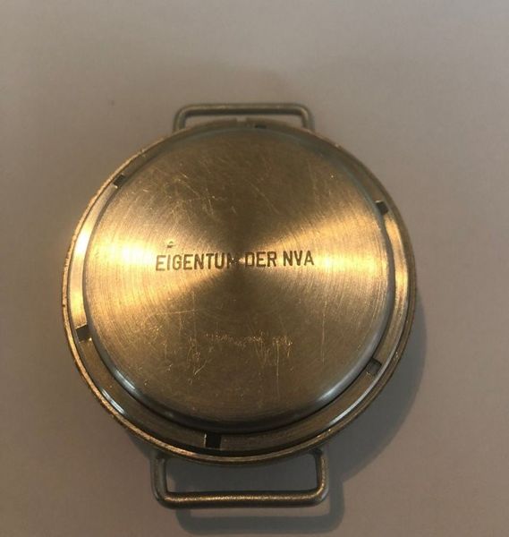 Datei:UMF Kampfschwimmer-Uhr Prototyp mit UMF 13-32 RS.jpg