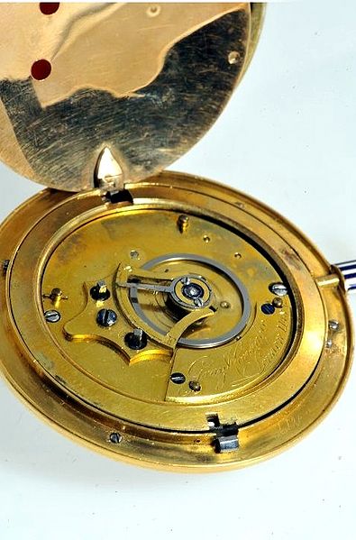 Datei:Gray & Constable London pocket watch movement.jpg