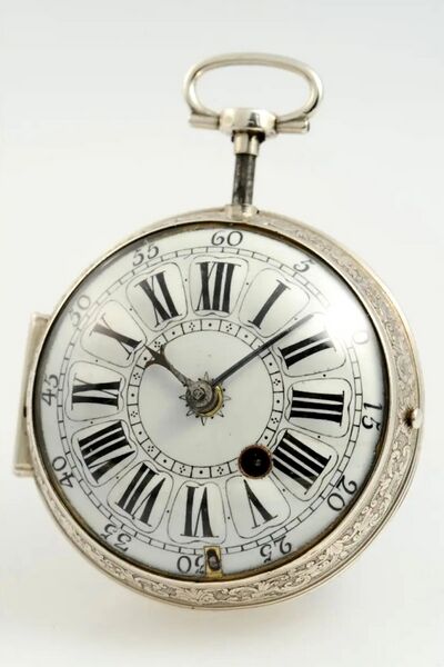 Datei:Marc Merlier à Paris, Oignon-Spindeltaschenuhr circa 1720 (1).jpg