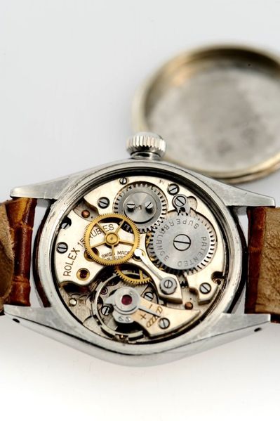 Datei:Rolex Oyster, Nr. 121222, Ref. 3121, circa 1941 (5).jpg