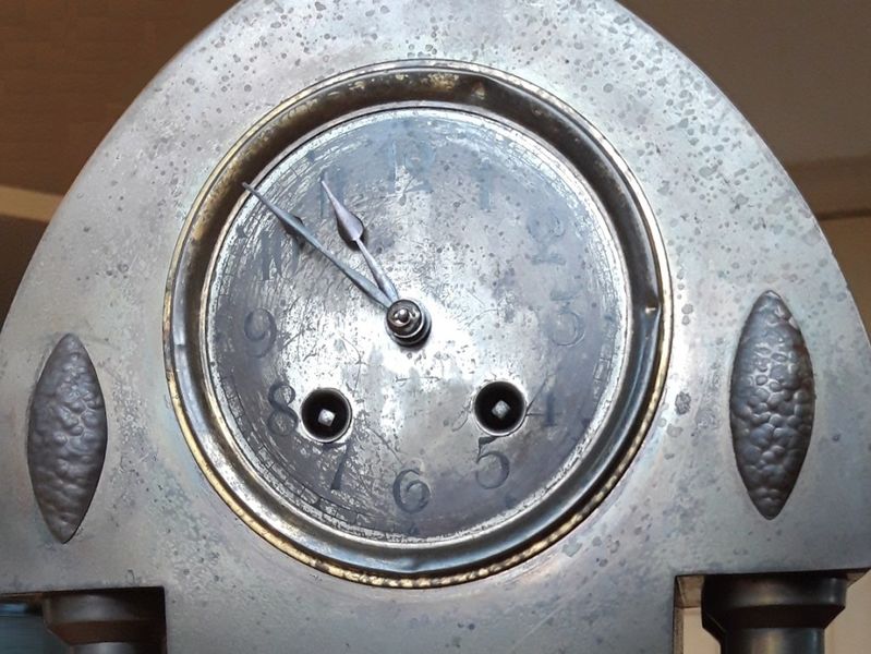 Datei:Art Deco Uhr, Gust Buhse Horlogerie (2).jpg