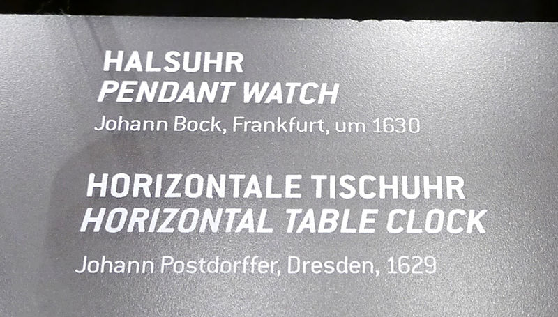 Datei:Johann Postrofer Horizontale Tischuhr Text.JPG