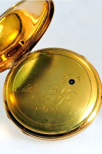 Datei:Alliez, Bachelard et Terond Fils pocketwatch back.jpg