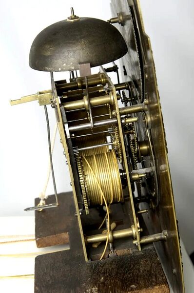 Datei:Thomas Kirchheim, London,Biedermeier Standuhr mit Stundenschlag, Mondphase und Datumsanzeige circa 1810 (5).jpg
