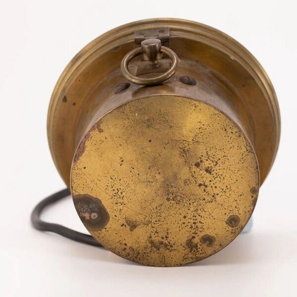 Datei:Peyer, Favarger & Cie. elektrische Präzisionspendeluhr mit elektrischer Hemmung nach Hipp mit hängender Palette und Nebenuhr ca. 1920 (23).jpg