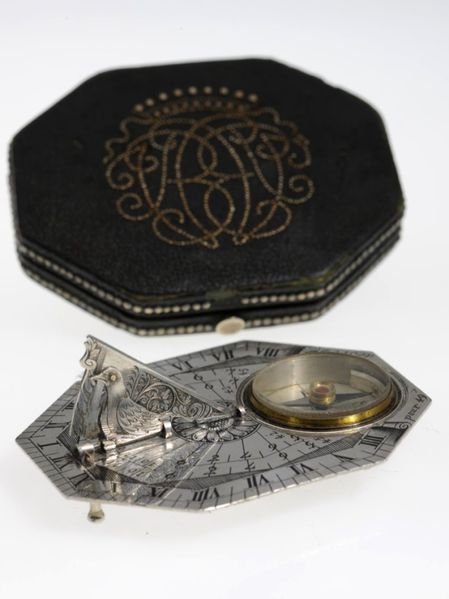 Datei:Sevin à Paris, Sonnenuhr, circa 1680 (2).jpg
