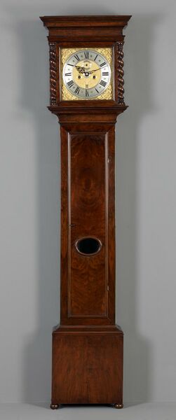 Datei:Nussbaum Bodenstanduhr Simon van Leeuwen ca. 1700.jpg