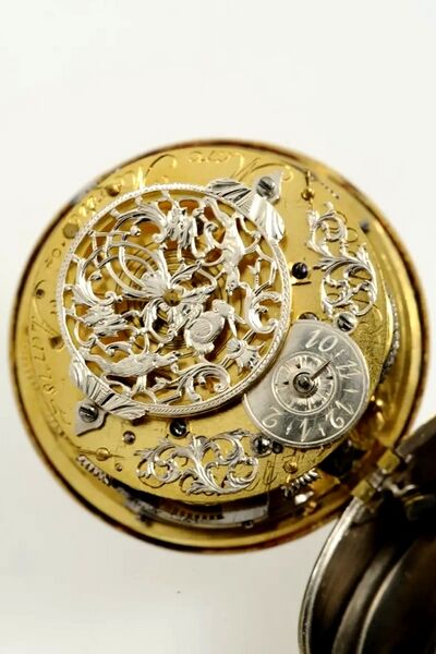 Datei:Marc Merlier à Paris, Oignon-Spindeltaschenuhr circa 1720 (7).jpg